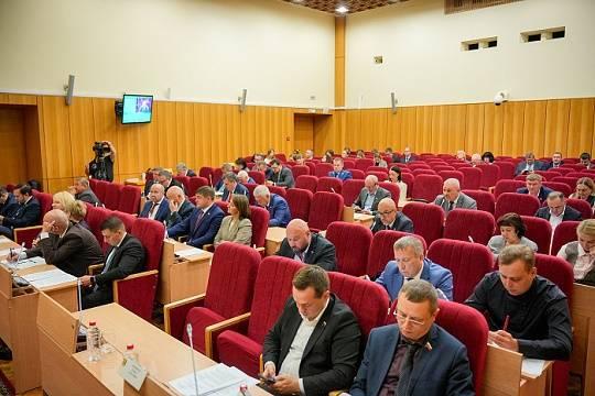 Численность депутатов в Законодательном Собрании выросла до 45